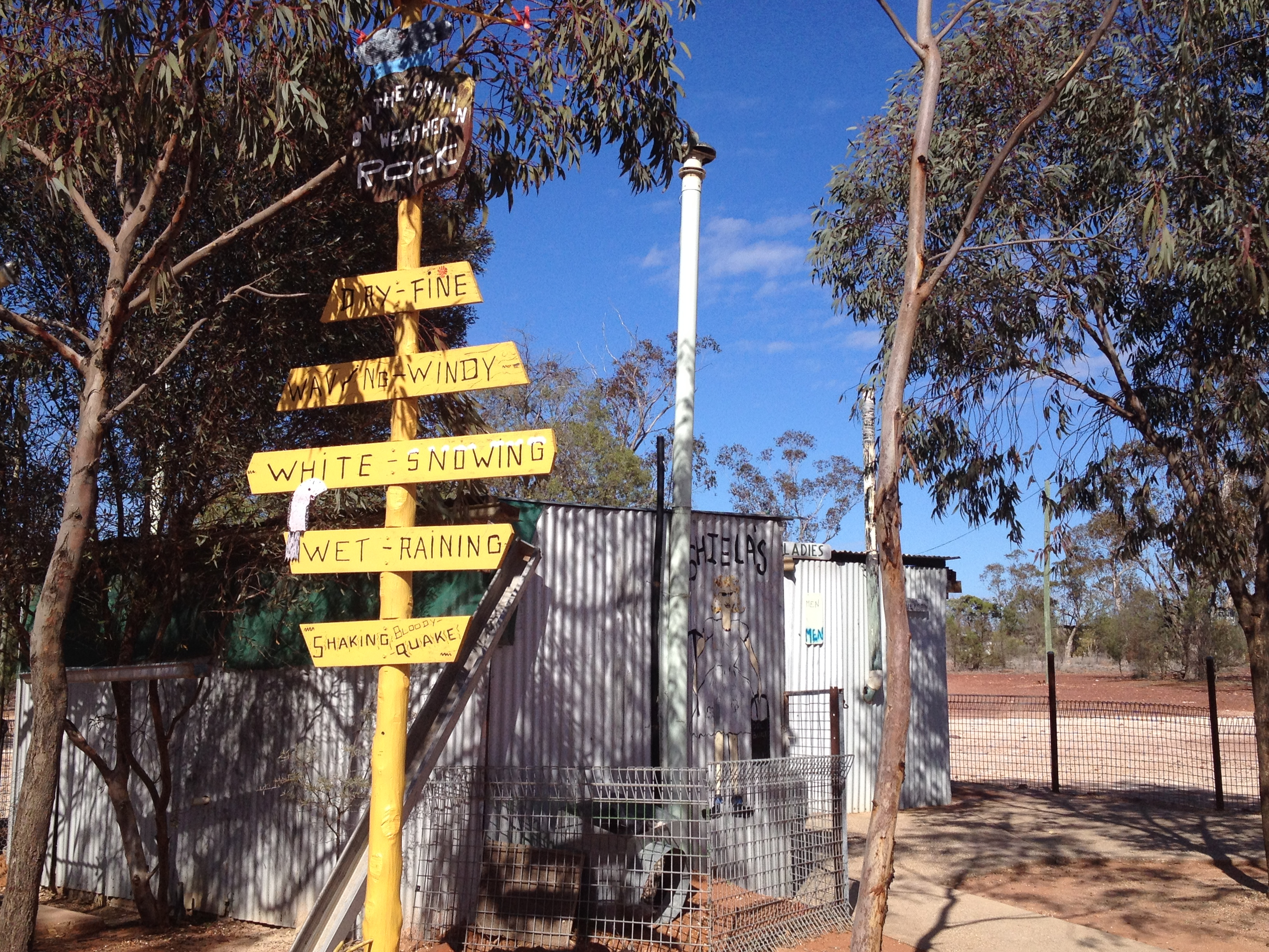 Weather Station -Pub in the Scrub -Grawin