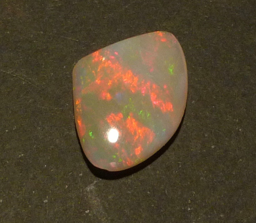 White Cliffs Crystal Opal